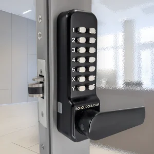 BL4442 - Marine grade, back to back, free turning lever handle keypads & 28mm ali latch